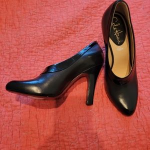NWT Black Cole Haan/Nike Air Heels